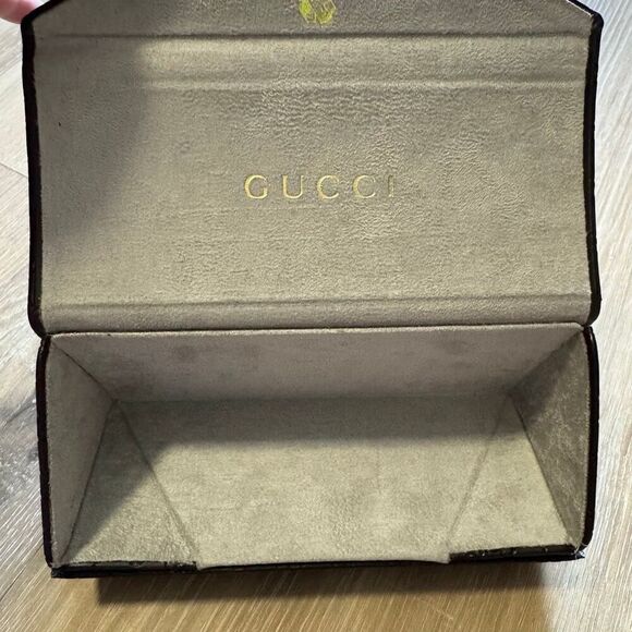 Gucci Triangle Brown Leather Eyeglasses Sunglasses Snap Closure Case Luxury - Picture 4 of 8